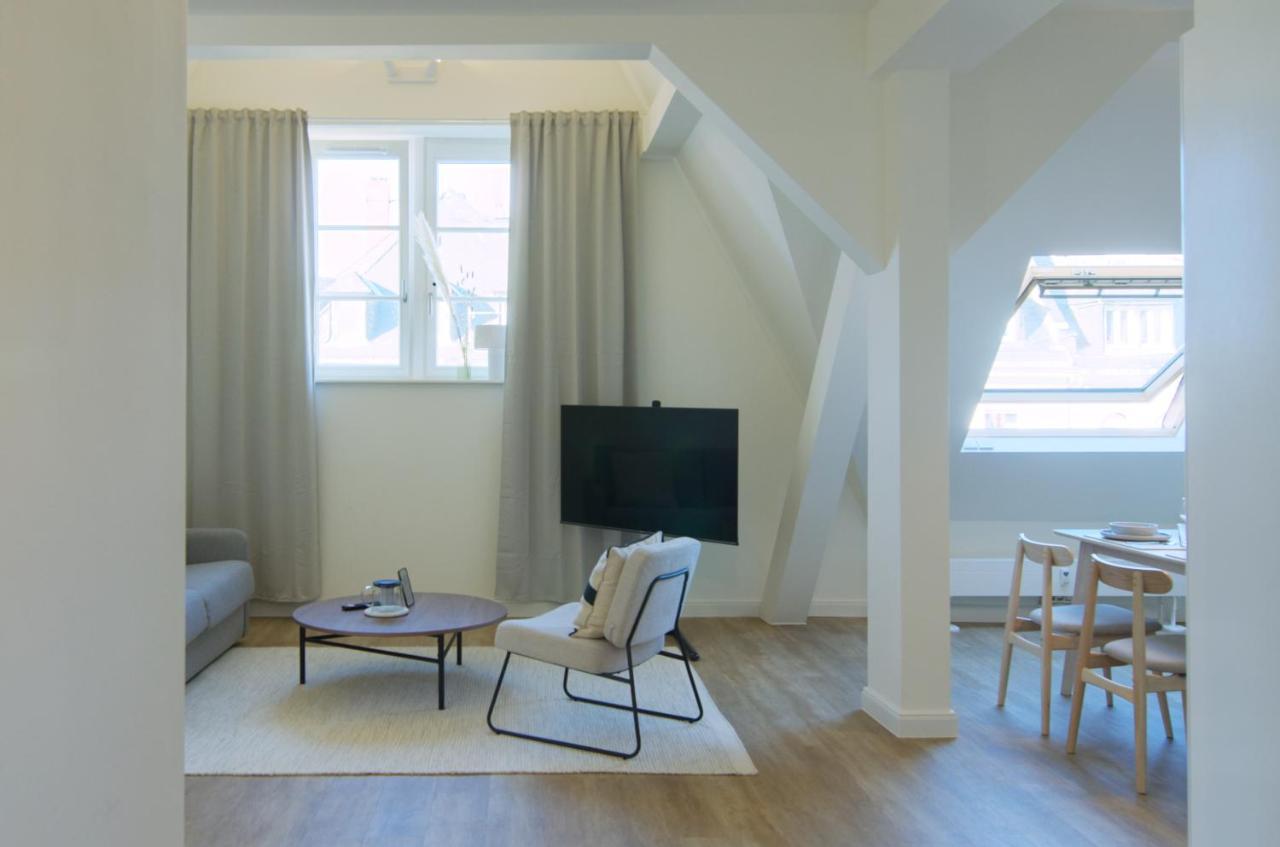 Vonbehling Boutique Apt. - Blick Ueber Die Daecher Wiesbaden Kültér fotó
